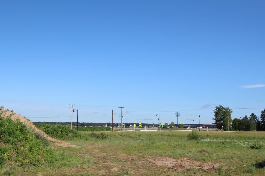 1001 26th St Loop North Sartell, MN 56377 - Photo 14 of 17