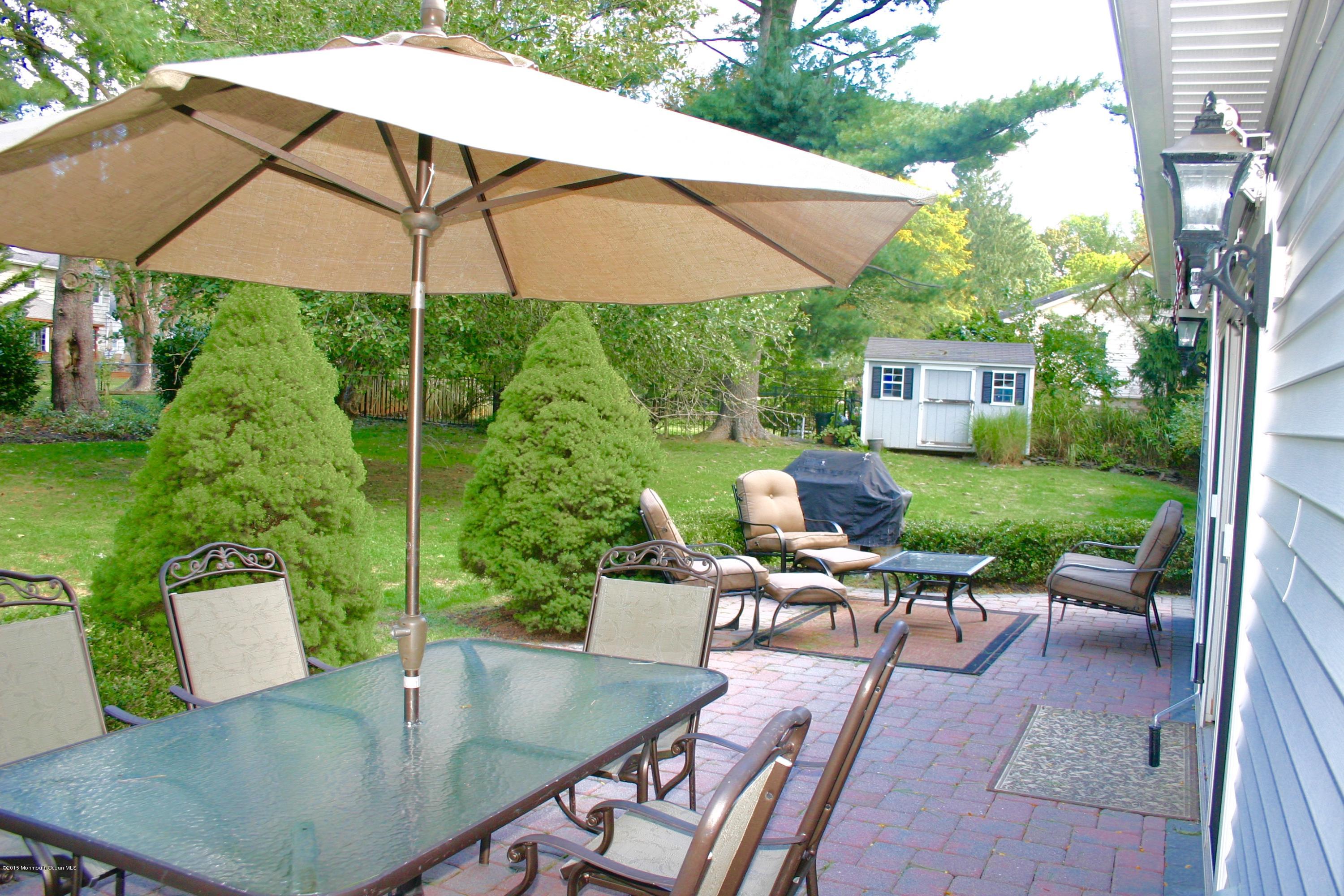 17 Pelican Road Middletown, NJ 07748 - Photo 39 of 45 Paver Patio view 2