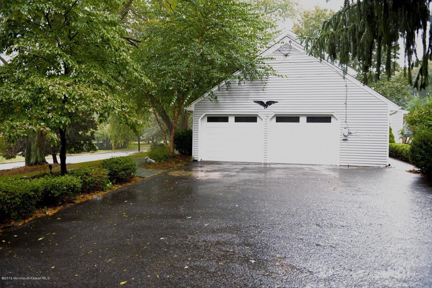17 Pelican Road Middletown, NJ 07748 - Photo 42 of 45 Newer garage doors