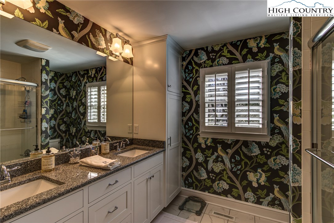 238 Meadow View Road Glade Valley, NC 28627 - Photo 16 of 40 Gallery Image 16