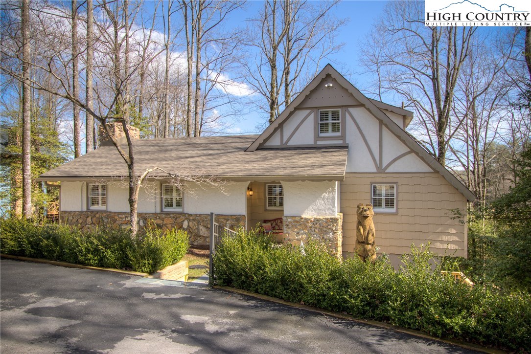 238 Meadow View Road Glade Valley, NC 28627 - Photo 3 of 40 Gallery Image 3