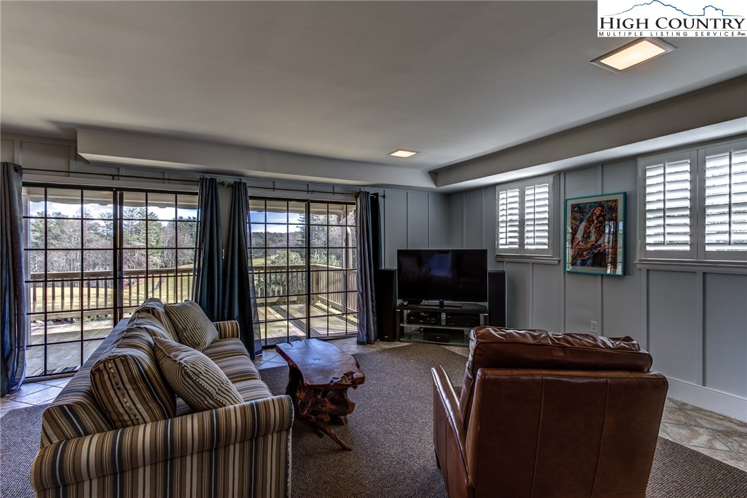 238 Meadow View Road Glade Valley, NC 28627 - Photo 31 of 40 Gallery Image 31