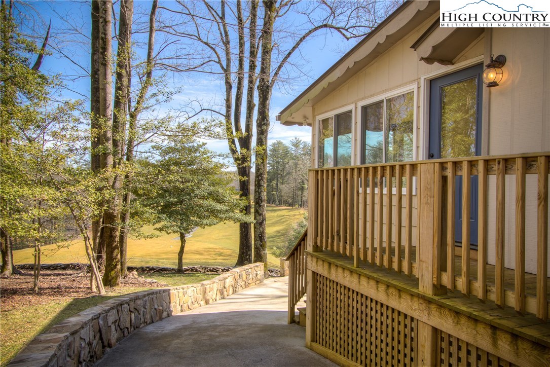 238 Meadow View Road Glade Valley, NC 28627 - Photo 7 of 40 Gallery Image 7