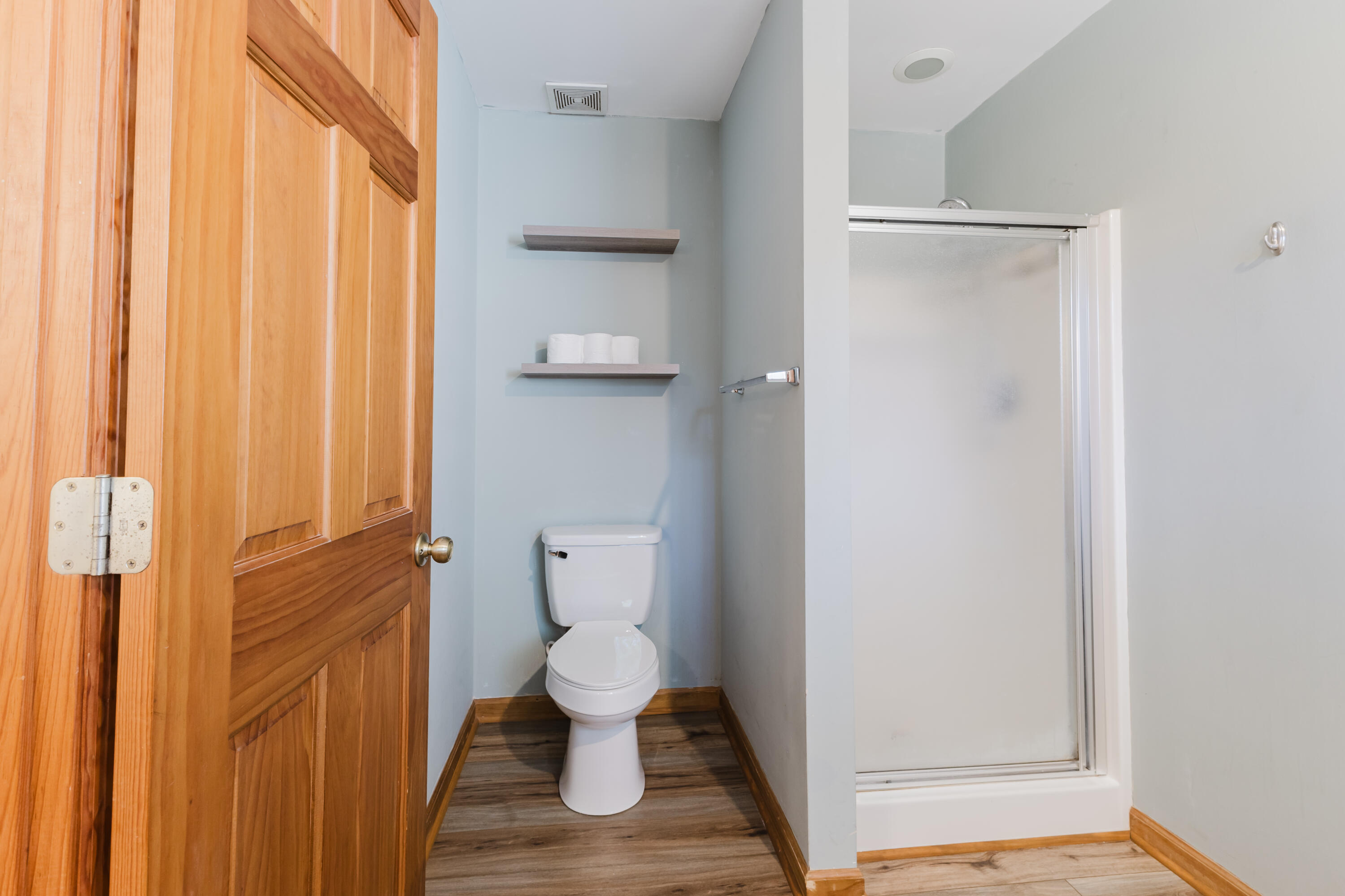 7050 Old State Road Holly Hill, SC 29059 - Photo 28 of 37 Master Bathroom