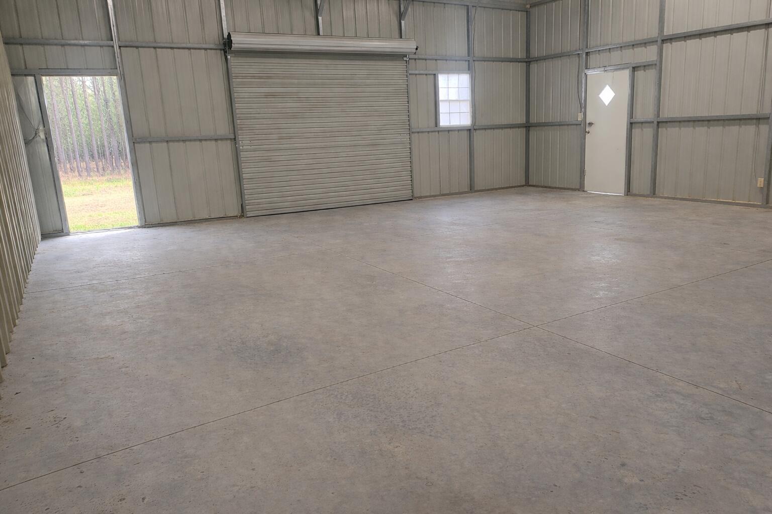 7050 Old State Road Holly Hill, SC 29059 - Photo 37 of 37 Garage Room 2(2)