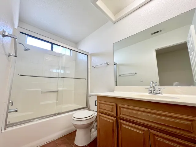 a view of a livingroom with a dishwasher