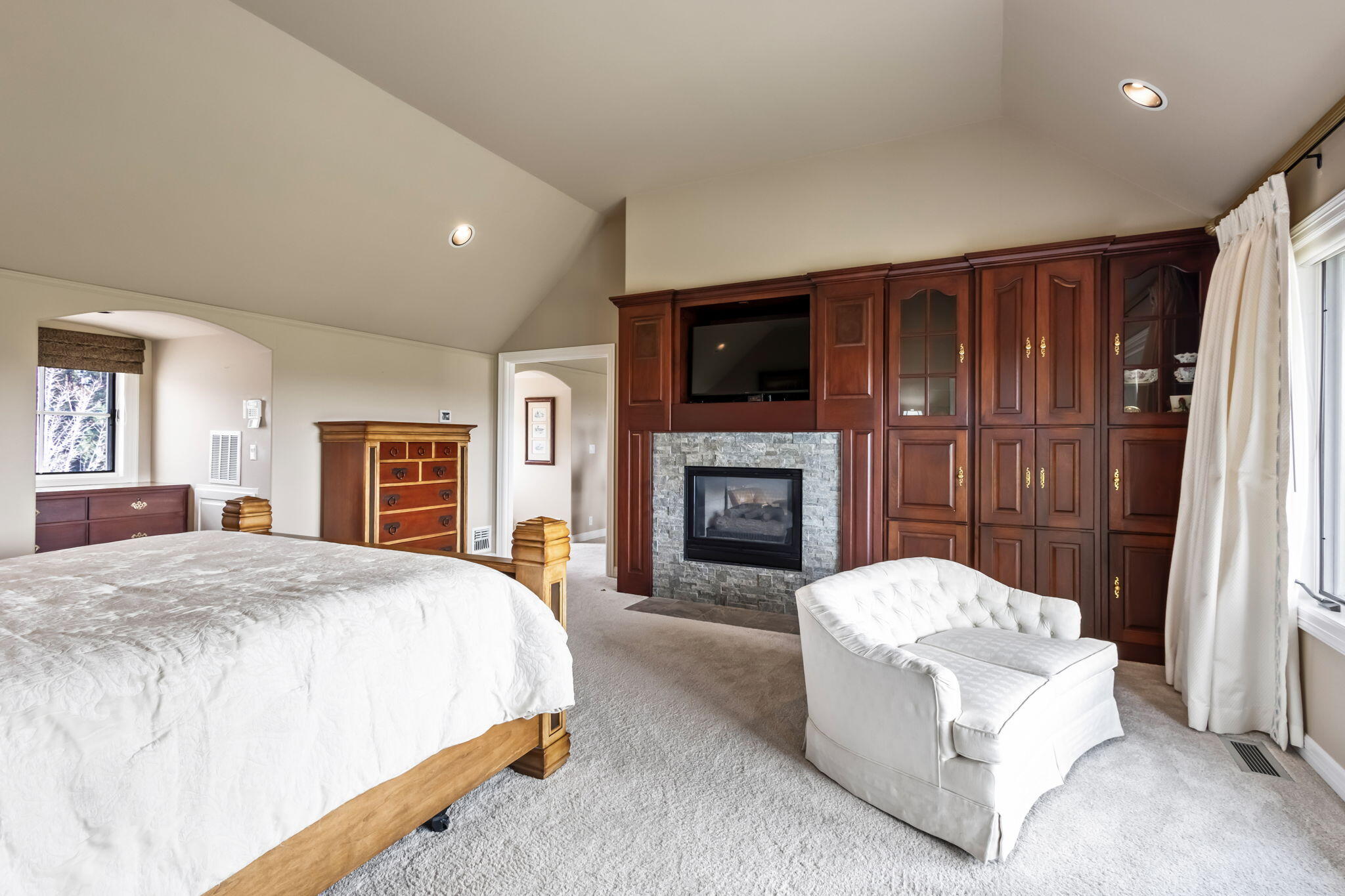 20110 Winston Loop Bend, OR 97703 - Photo 27 of 49 33-web-or-mls-20110 Winston Loop, Bend (