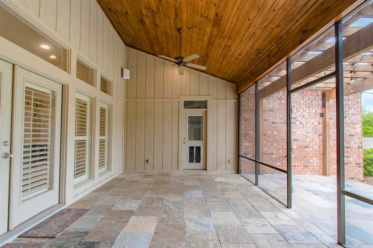 808 Aidan Street Fairhope, AL 36532 - Photo 2 of 48 Screened-in Porch