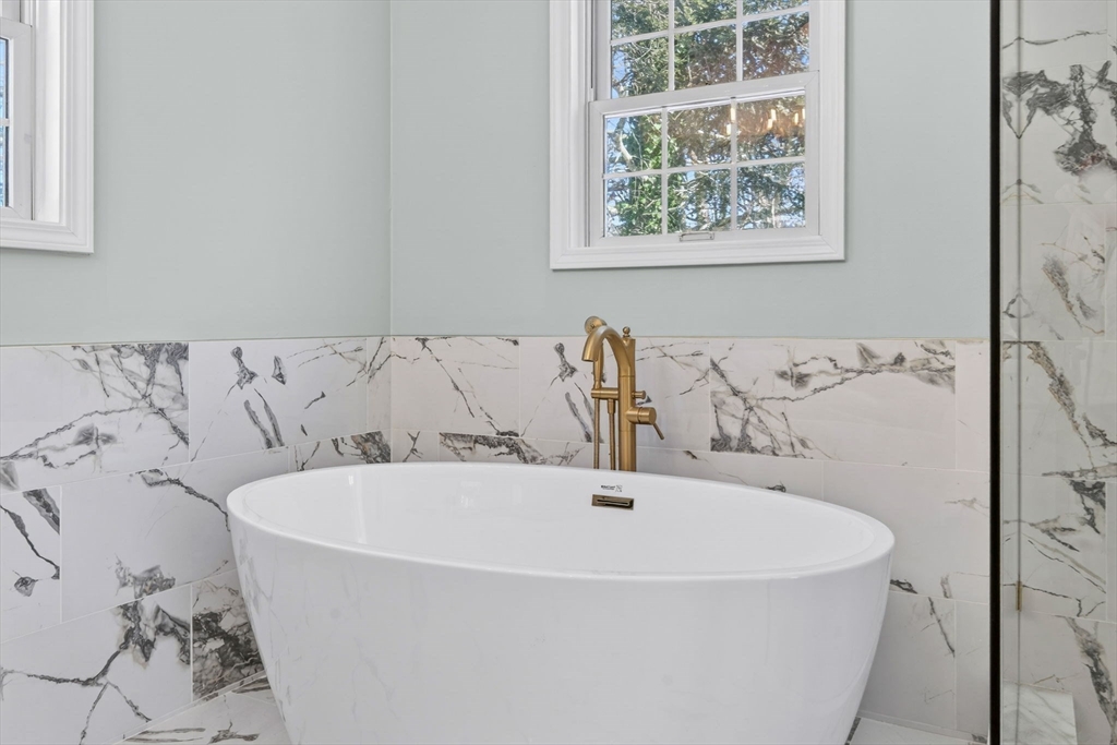 159 Pine Street Manchester, MA 01944 - Photo 20 of 41