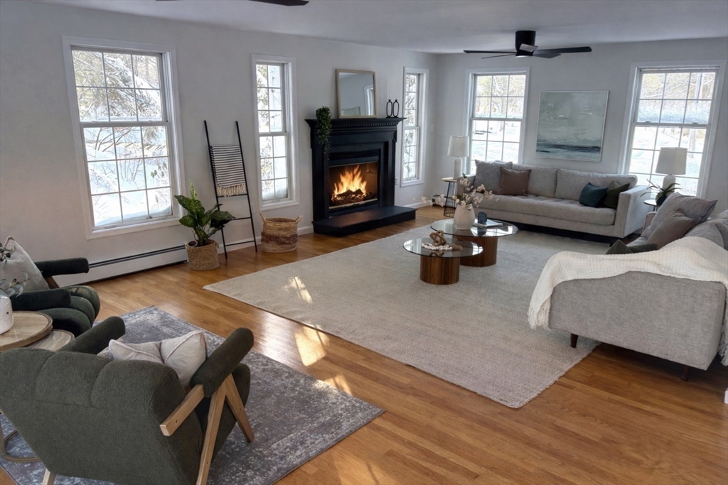 159 Pine Street Manchester, MA 01944 - Photo 8 of 41