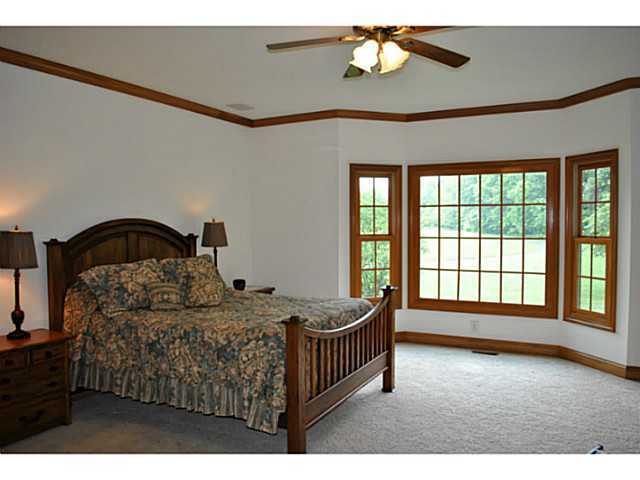 1689 South B & K Road Galena, OH 43021 - Photo 9 of 25