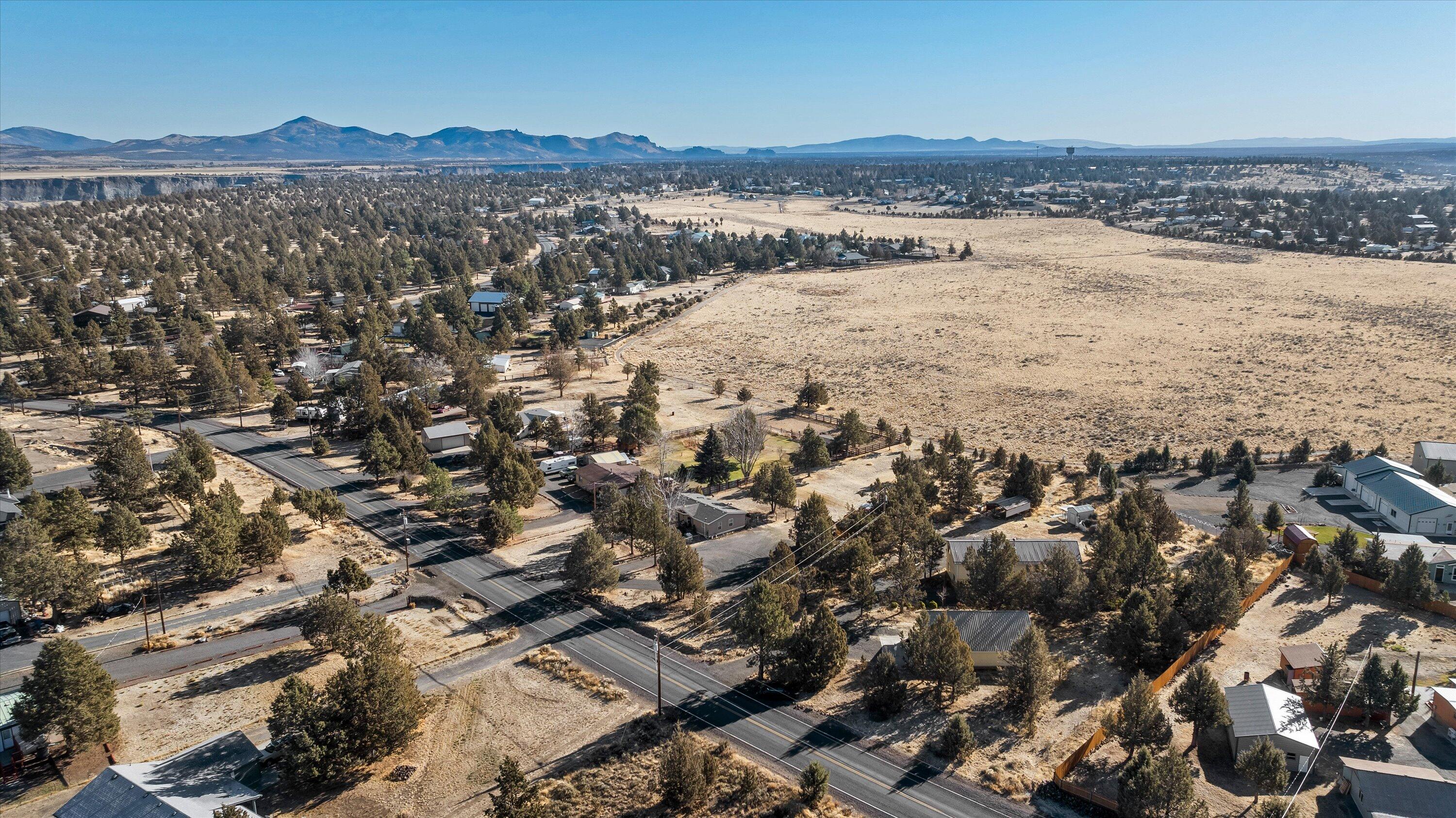 9055 Southwest Meadow Road Terrebonne, OR 97760 - Photo 31 of 33 48-DJI_20241209092651_0156_DJillRosell