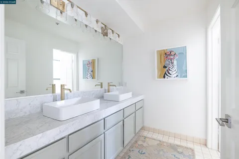 $2,095,000 | 7 Crockett Drive, Moraga, CA 94556