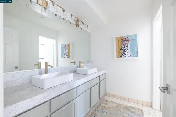 $2,095,000 | 7 Crockett Drive, Moraga, CA 94556