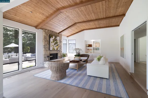 $2,095,000 | 7 Crockett Drive, Moraga, CA 94556