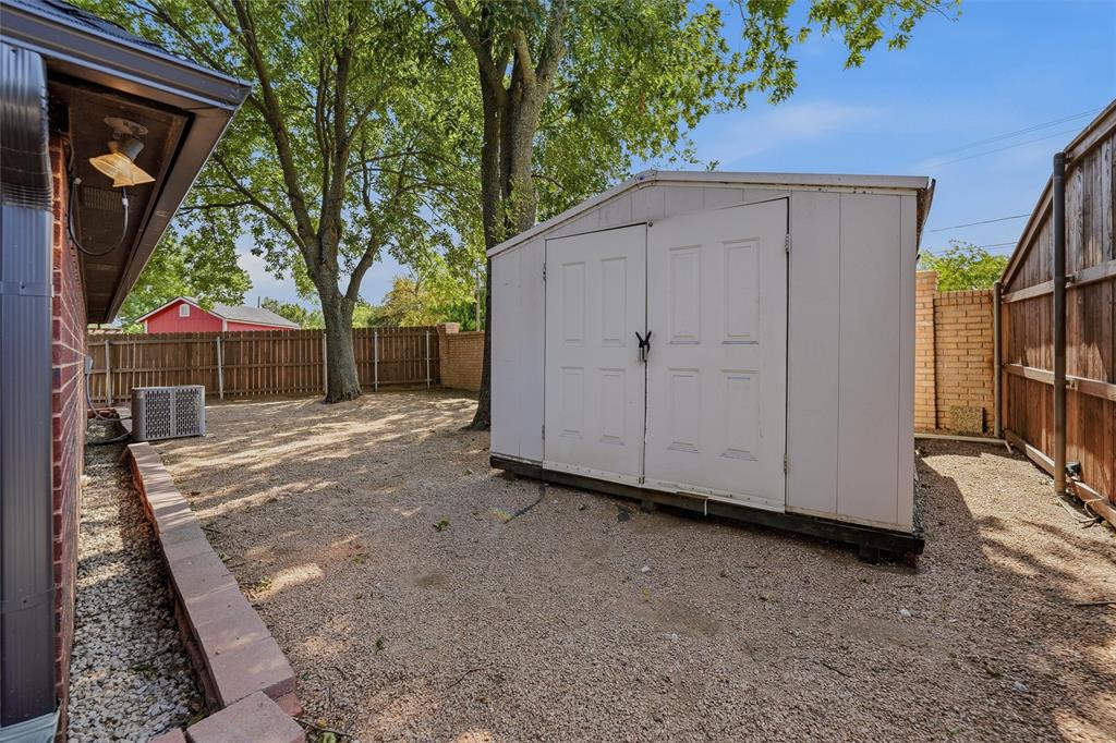 1801 Callender Hill Road Mansfield, TX 76063 - Photo 36 of 40 Gallery Image 36