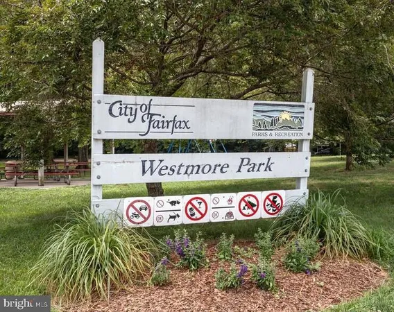 $689,000 | 4038 Poplar Street, Fairfax, VA 22030