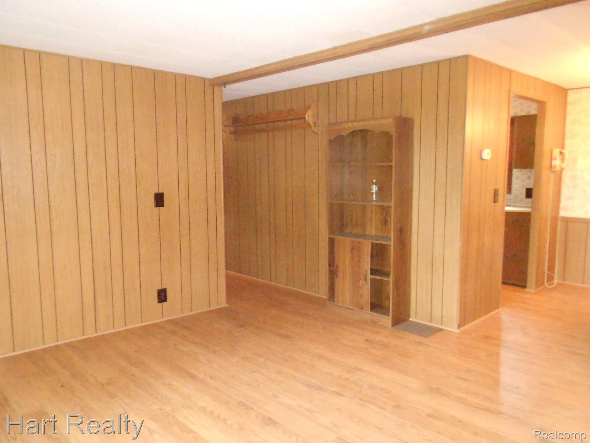 3281 Cross Road Filion, MI 48432 - Photo 11 of 15 Gallery Image 11