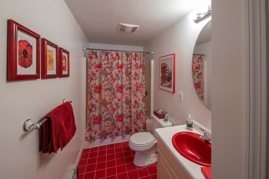 56 Lanesboro Road Worcester, MA 01606 - Photo 13 of 17 Gallery Image 13