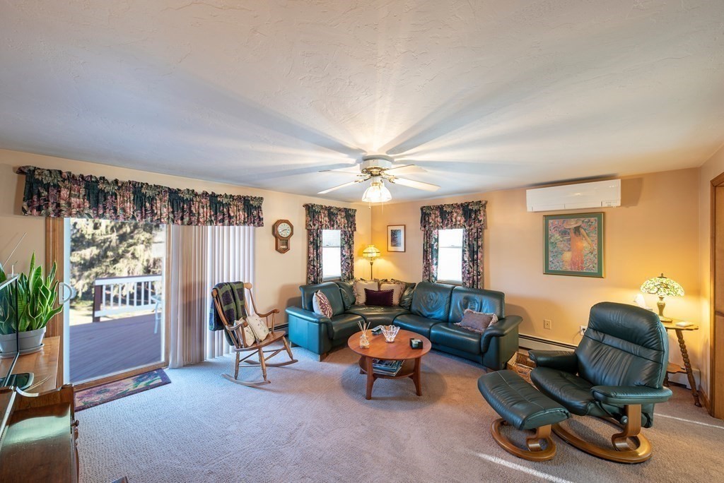 56 Lanesboro Road Worcester, MA 01606 - Photo 6 of 17 Gallery Image 6