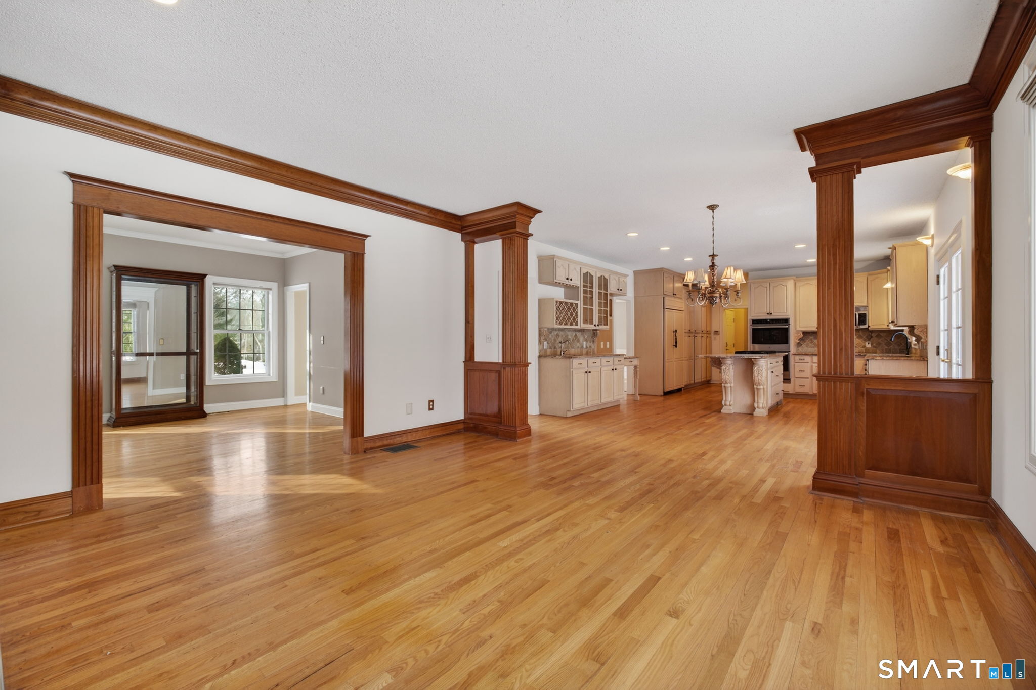 149 Ford Road Woodbridge, CT 06525 - Photo 13 of 41