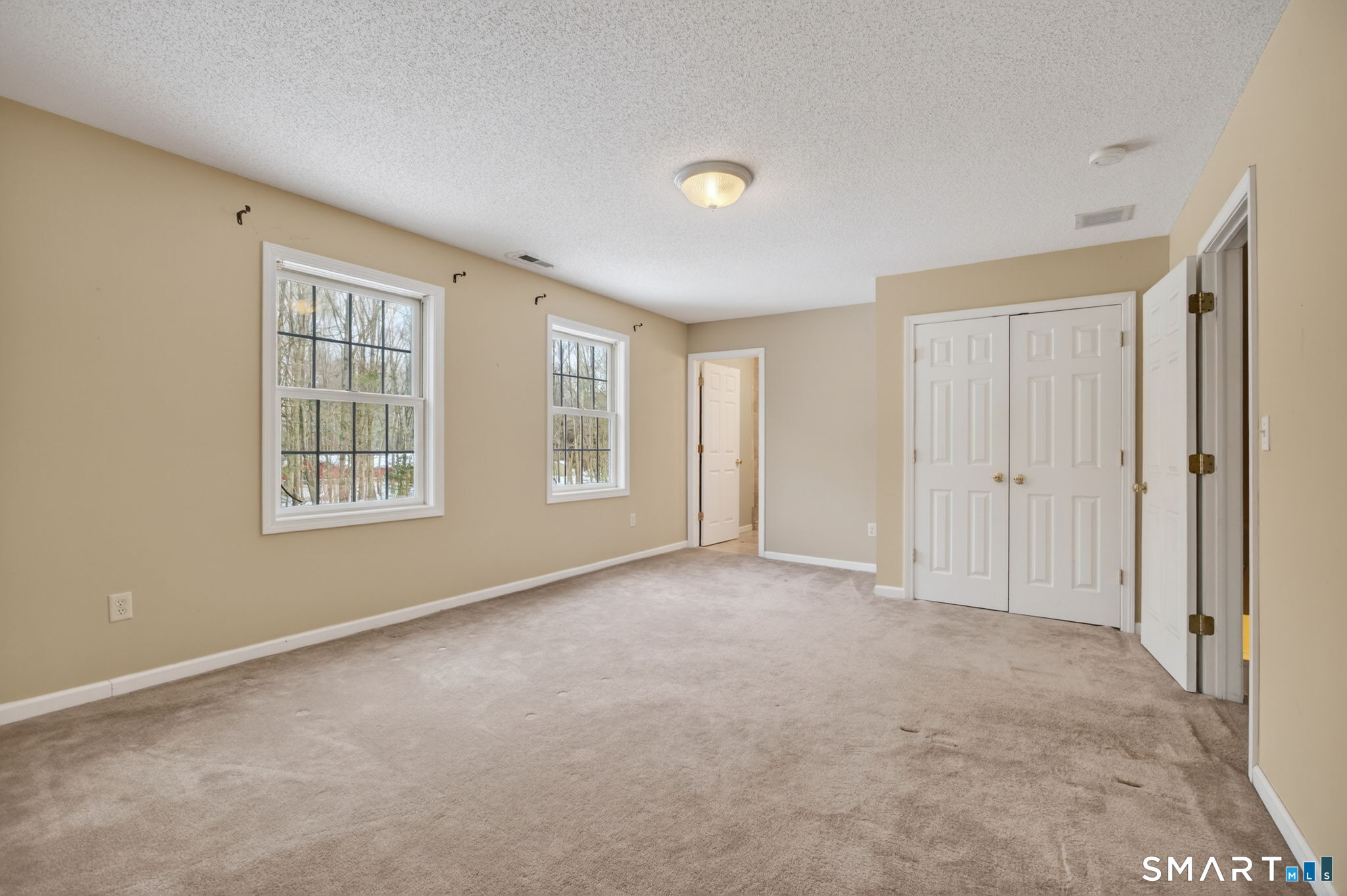 149 Ford Road Woodbridge, CT 06525 - Photo 33 of 41 4TH BEDROOM WITH EN-SUITE BATH-ACCESS FROM BACK STAIRCASE