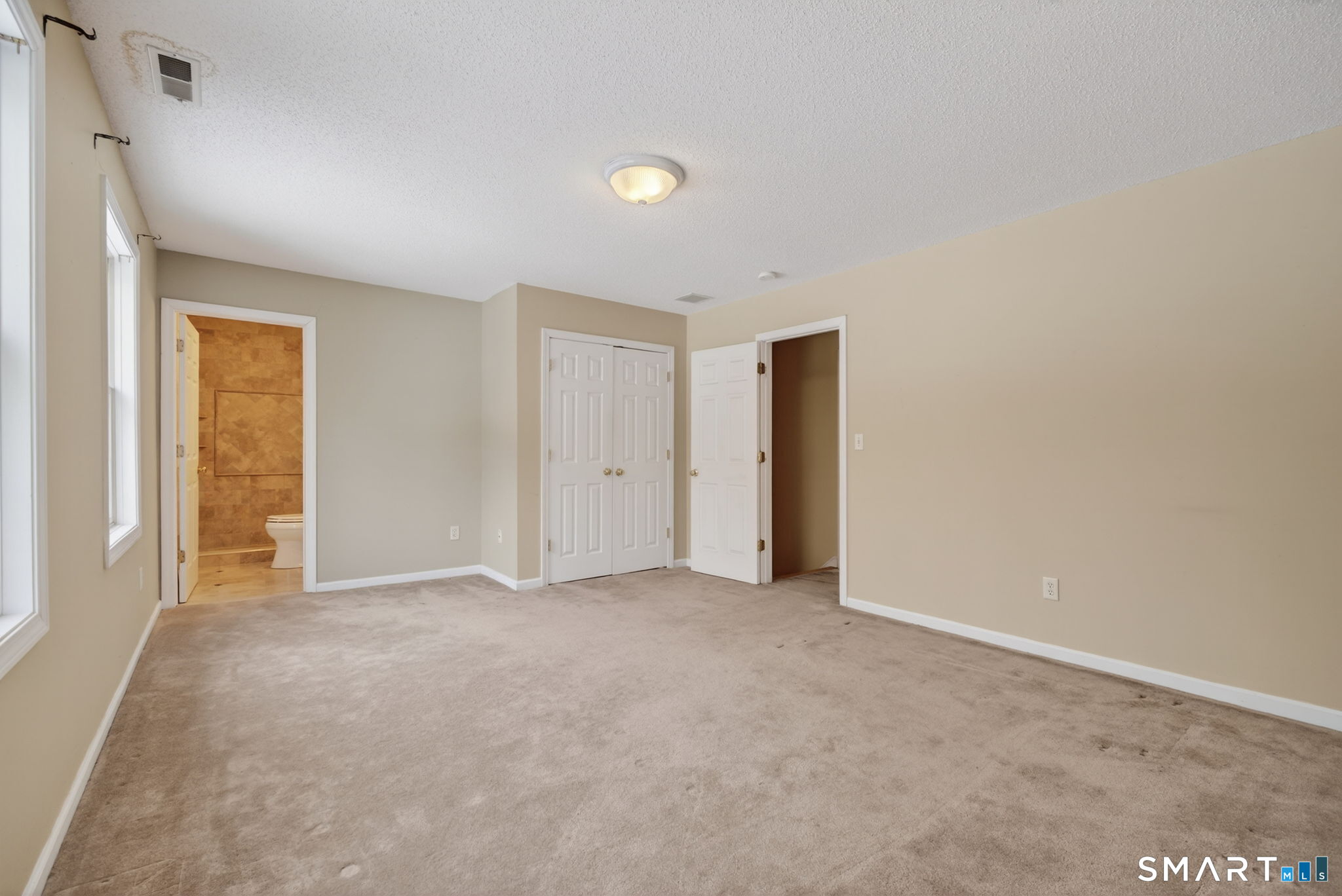 149 Ford Road Woodbridge, CT 06525 - Photo 40 of 47 4TH BEDROOM WITH EN-SUITE BATH-ACCESS FROM BACK STAIRCASE