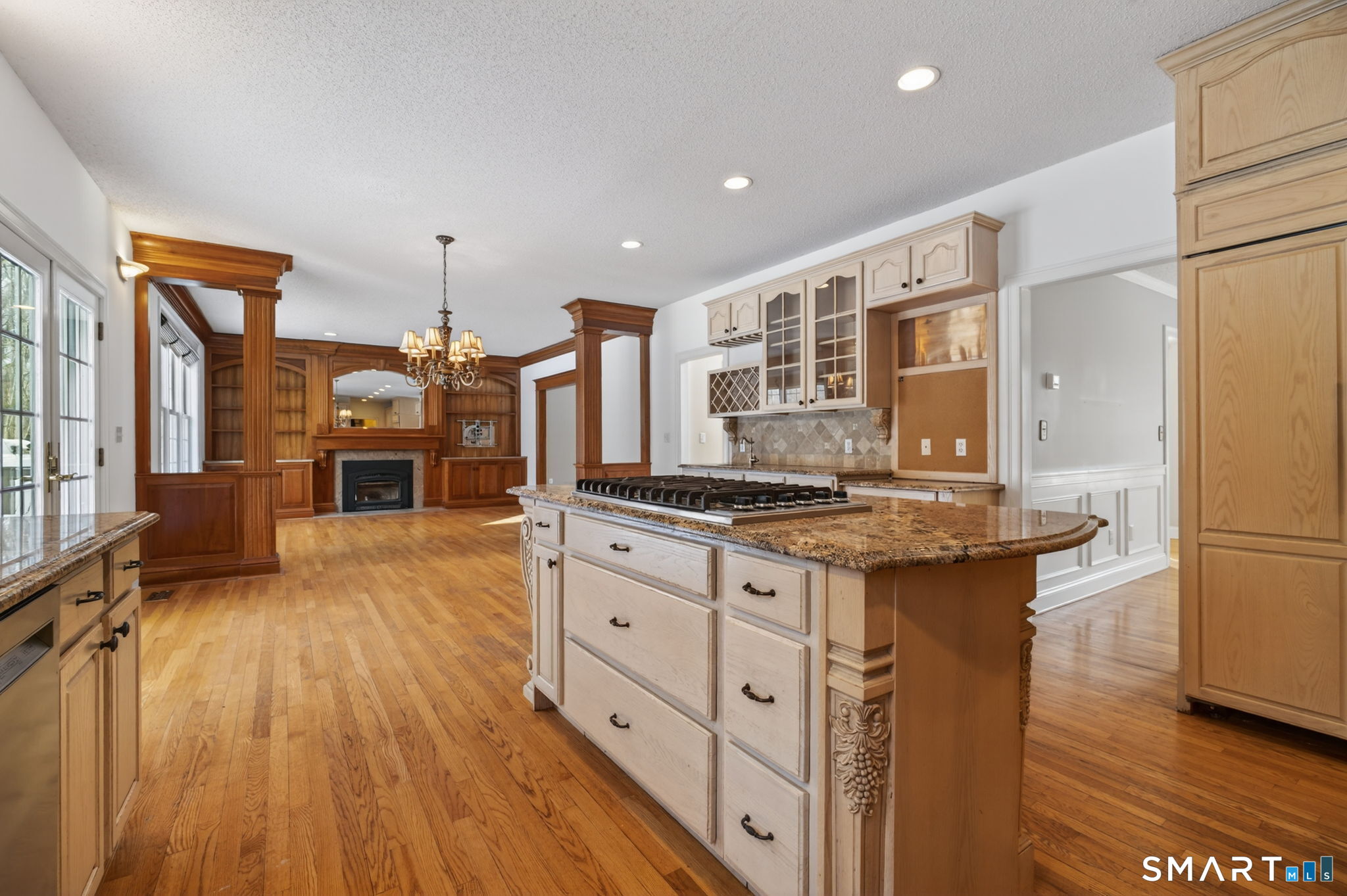 149 Ford Road Woodbridge, CT 06525 - Photo 9 of 41