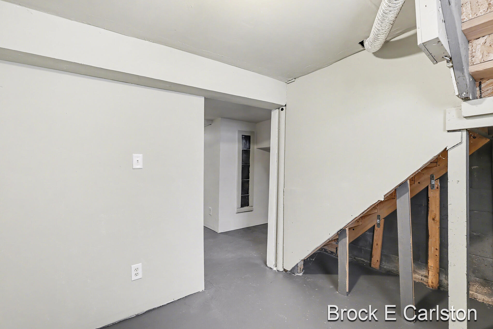 2614 Riordan Street Muskegon, MI 49444 - Photo 25 of 38 QJ1A0602