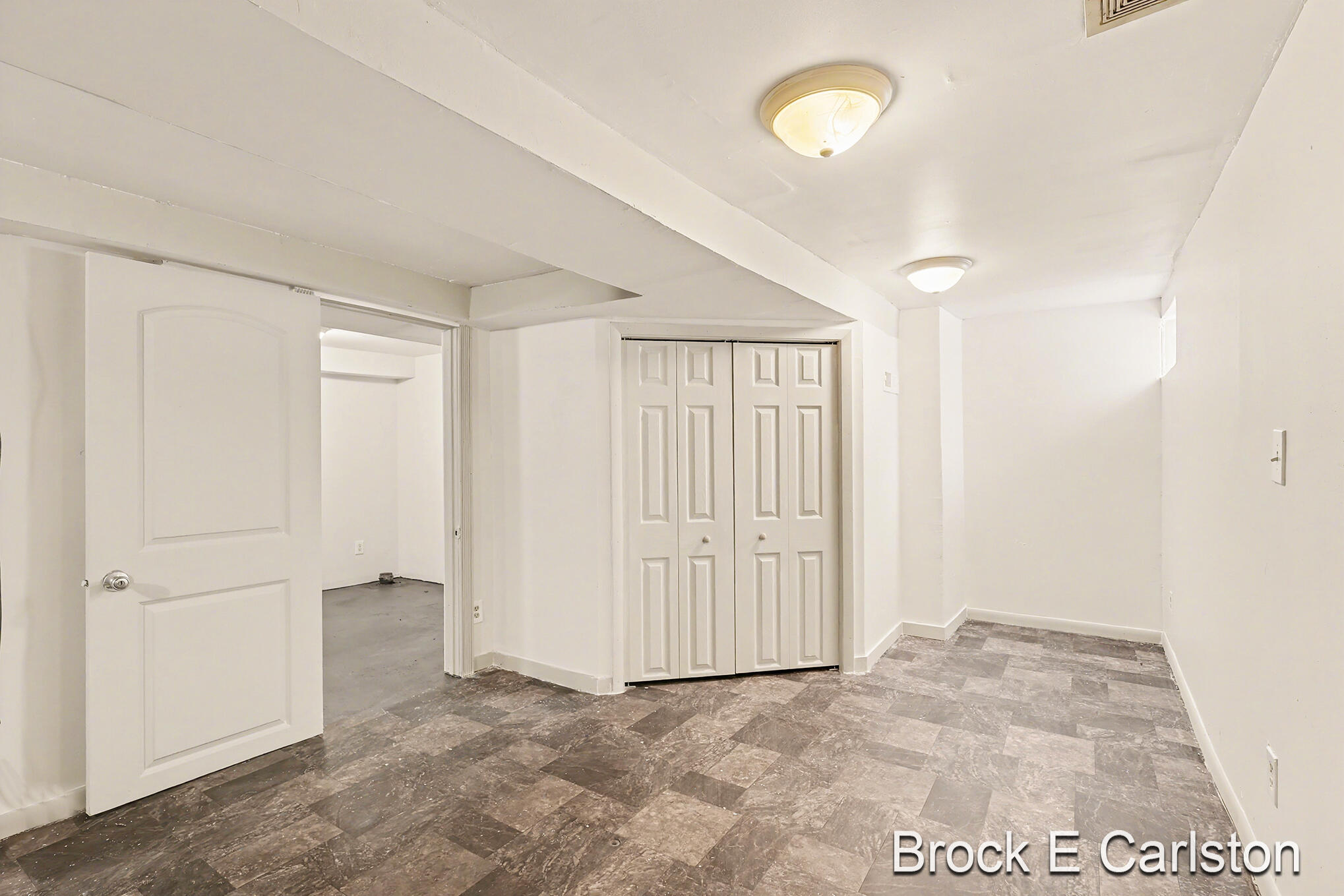 2614 Riordan Street Muskegon, MI 49444 - Photo 27 of 38 QJ1A0631