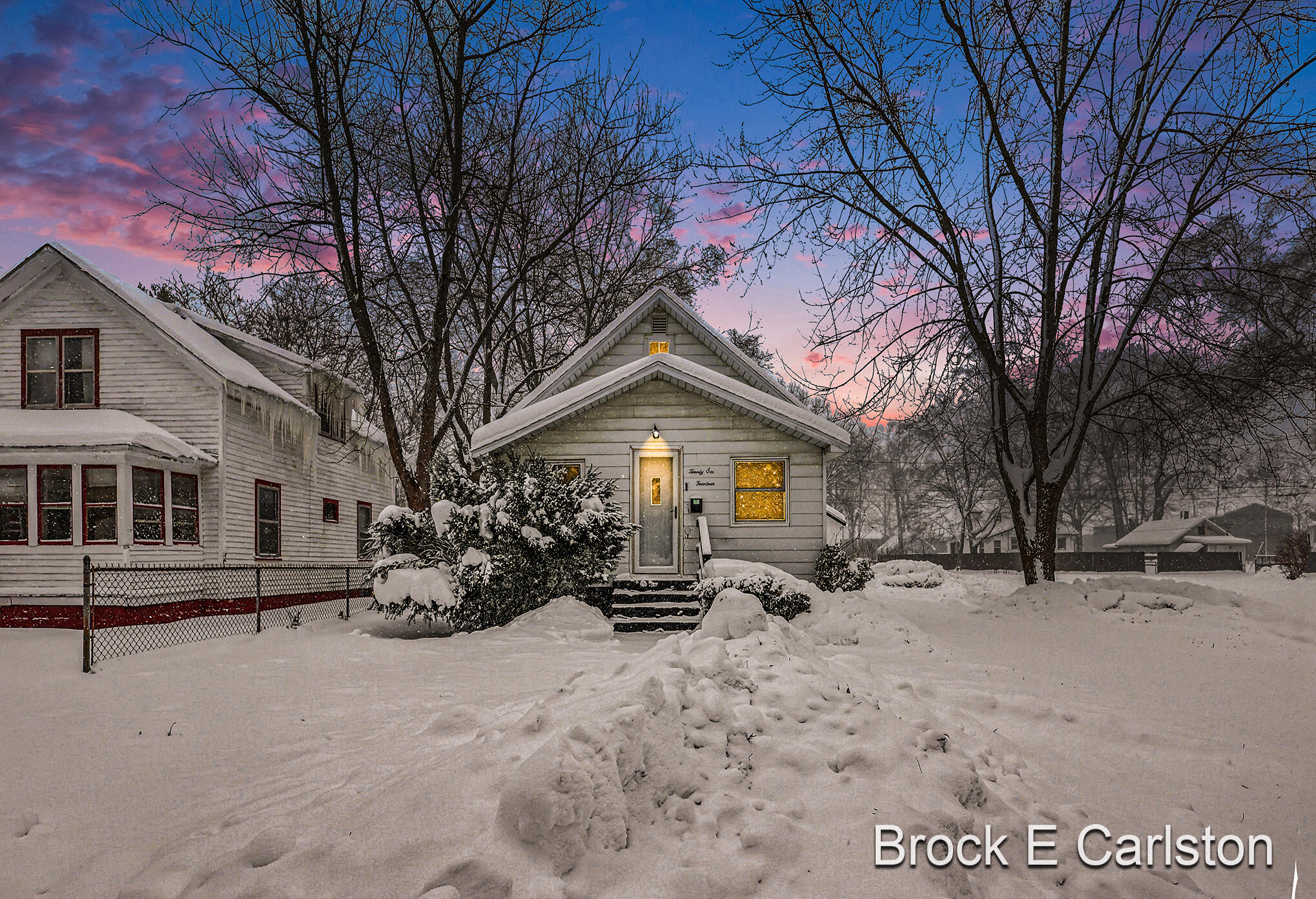 2614 Riordan Street Muskegon, MI 49444 - Photo 3 of 38 QJ1A0579-1