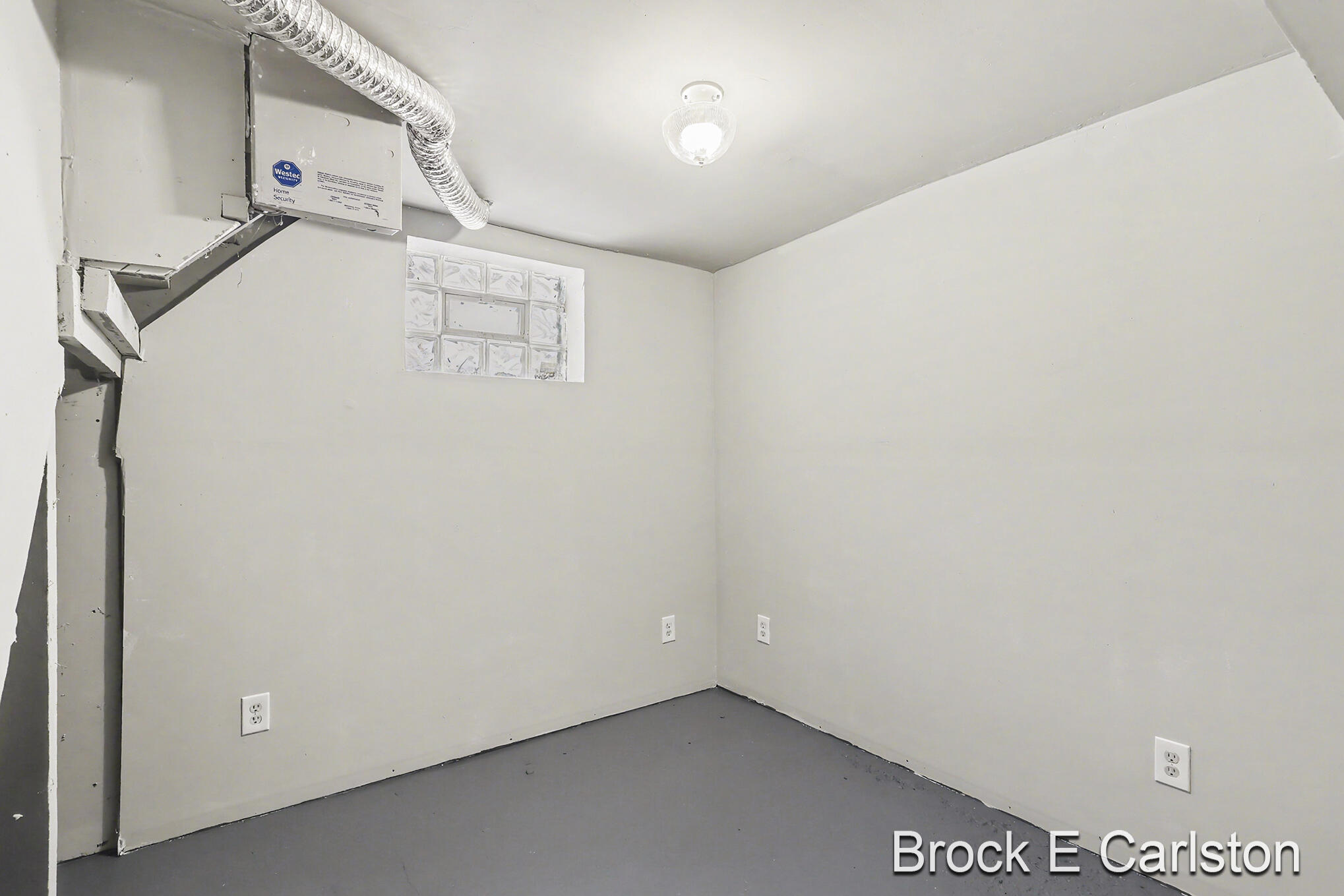 2614 Riordan Street Muskegon, MI 49444 - Photo 34 of 38 QJ1A0596