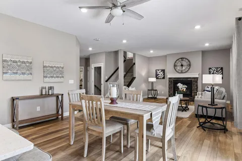 $825,000 | 7276 Rogers Court, Chanhassen, MN 55317