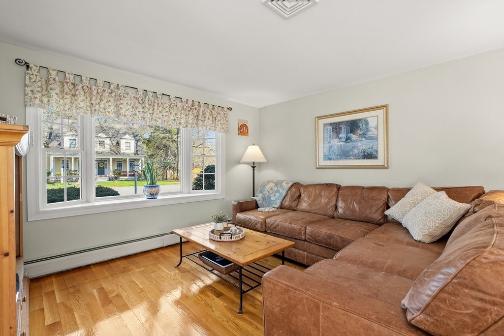 12 Cox Road Winchester, MA 01890 - Photo 13 of 41 Gallery Image 13