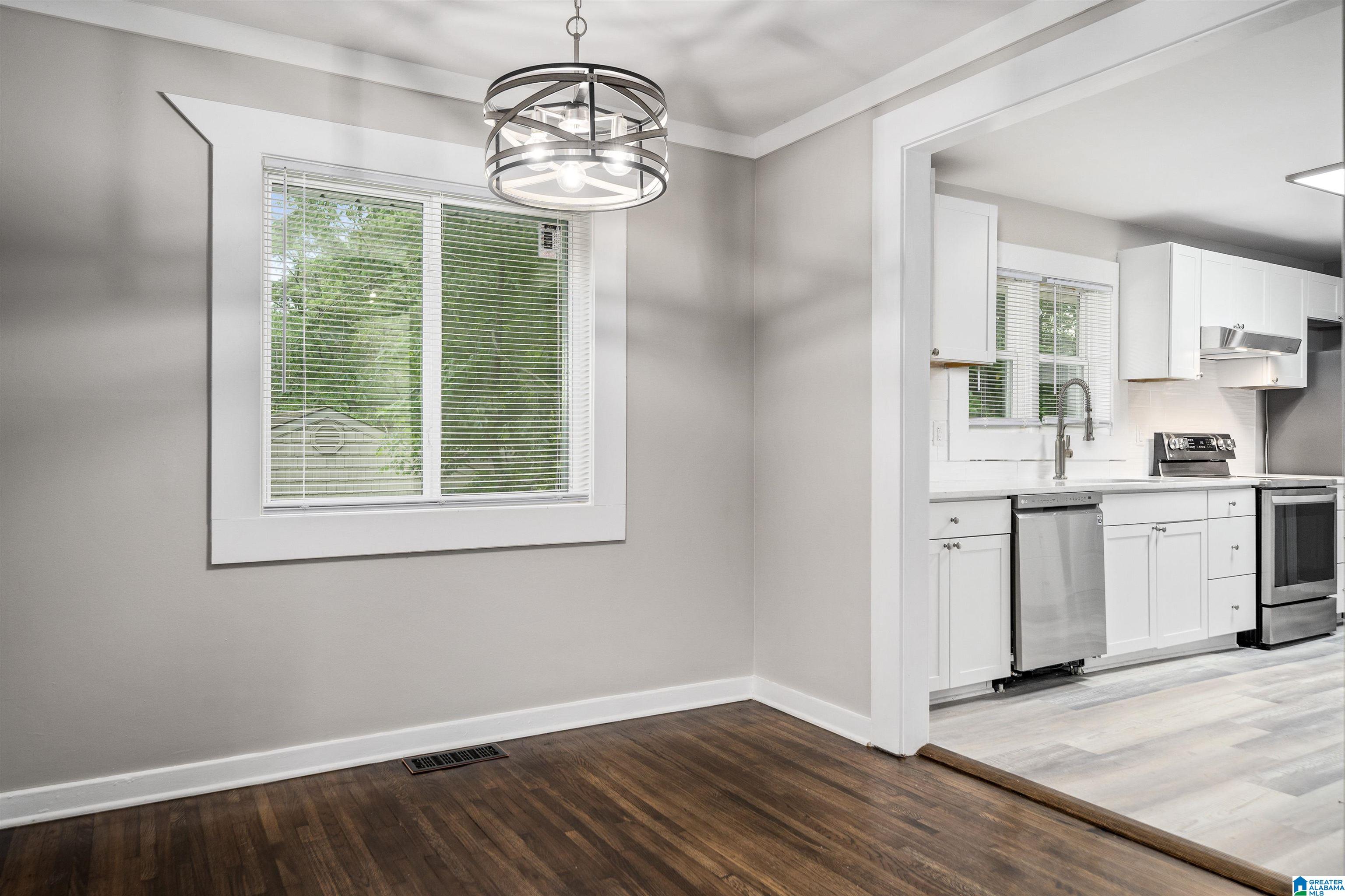 1613 Cresthill Road Birmingham, AL 35213 - Photo 12 of 21