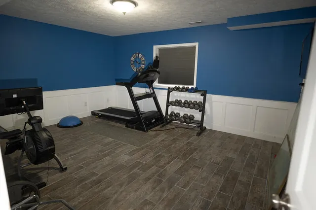 a view of workspace with gym equipment