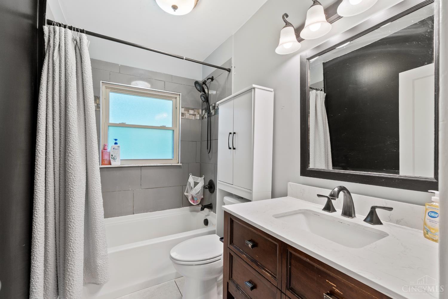 6424 Montgomery Road Cincinnati, OH 45213 - Photo 27 of 46