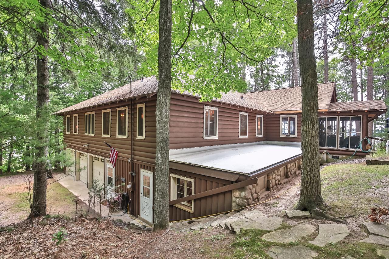 9201 Davies Road Minocqua, WI 54548 - Photo 6 of 44 Gallery Image 6