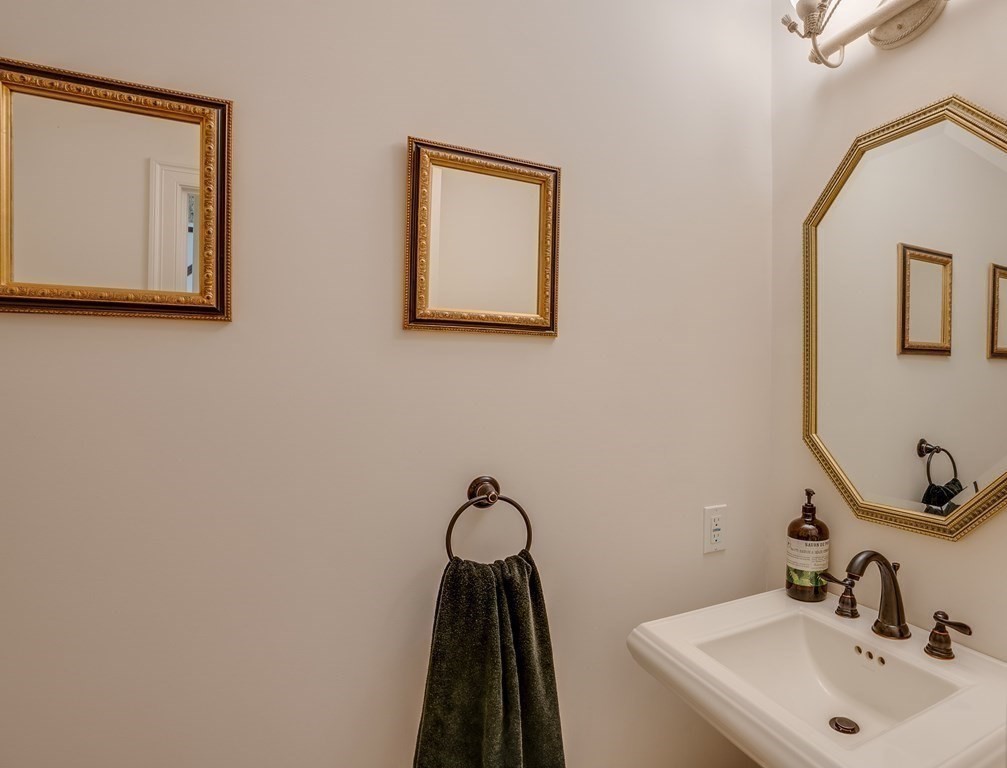12 Page Road Bedford, MA 01730 - Photo 15 of 40 Gallery Image 15