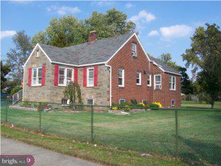 515 South Warwick Road Magnolia, NJ 08049 - Photo 2 of 6