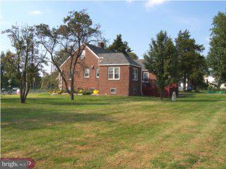 515 South Warwick Road Magnolia, NJ 08049 - Photo 3 of 6