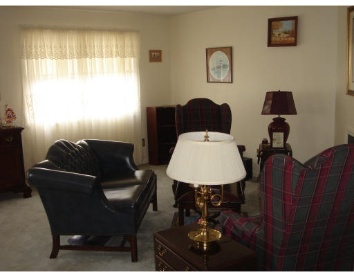 9 B Gates Road, Unit 9B Worcester, MA 01603 - Photo 3 of 4 Gallery Image 3