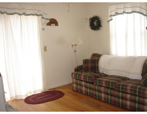 9 B Gates Road, Unit 9B Worcester, MA 01603 - Photo 4 of 4 Gallery Image 4