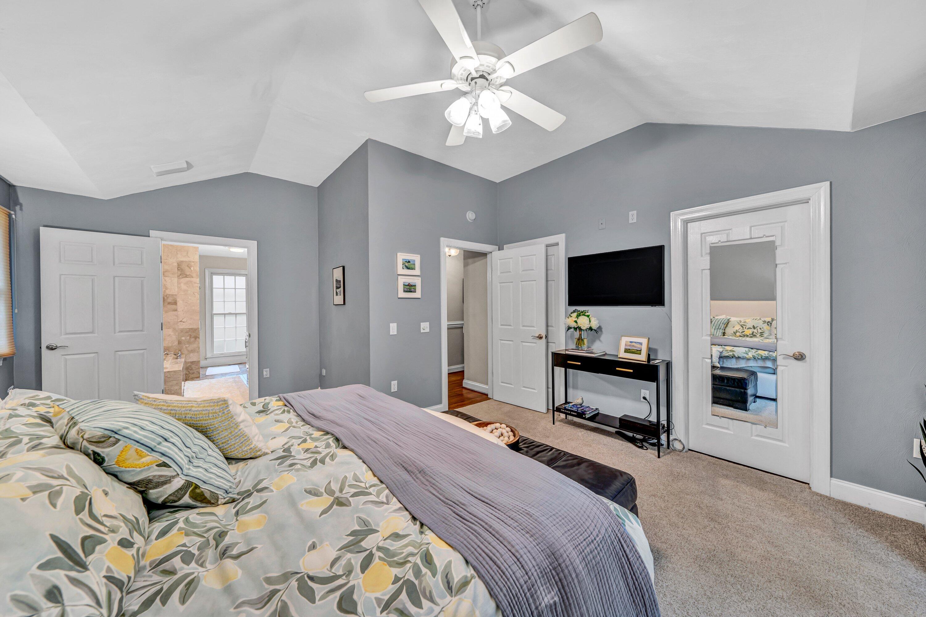 290 Woodbrook Road Moneta, VA 24121 - Photo 16 of 40 DSC00172 (1)
