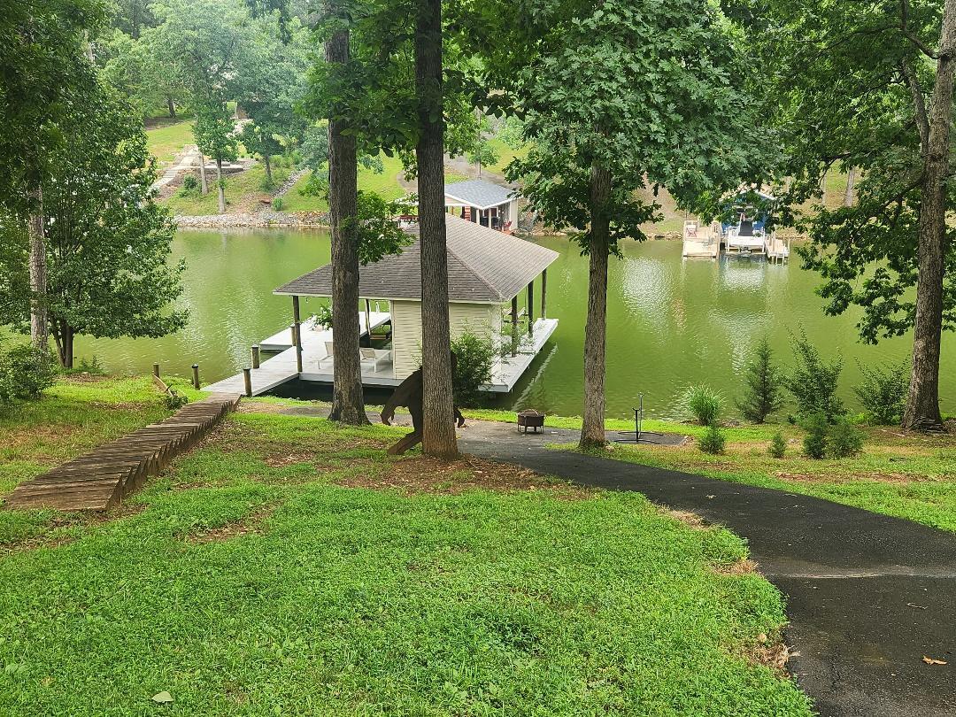 290 Woodbrook Road Moneta, VA 24121 - Photo 5 of 40 290 Woodbrook dock