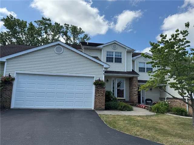 $284,900 | 73 Southwick Drive, Orchard Park, NY 14127