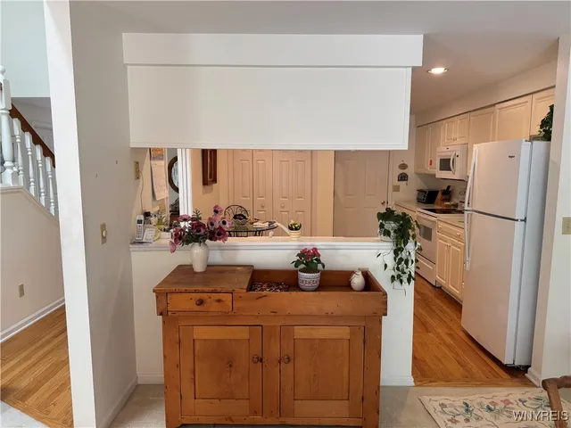 $284,900 | 73 Southwick Drive, Orchard Park, NY 14127