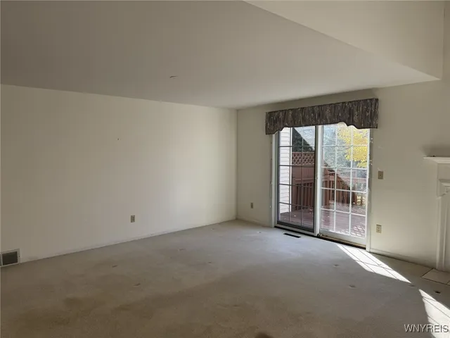 $284,900 | 73 Southwick Drive, Orchard Park, NY 14127