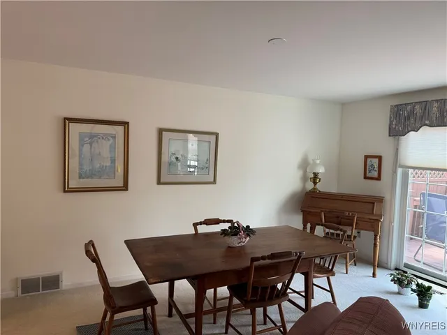 $284,900 | 73 Southwick Drive, Orchard Park, NY 14127