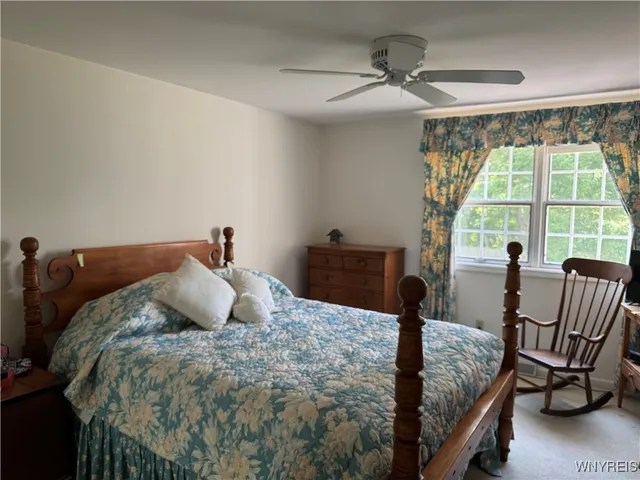 $284,900 | 73 Southwick Drive, Orchard Park, NY 14127